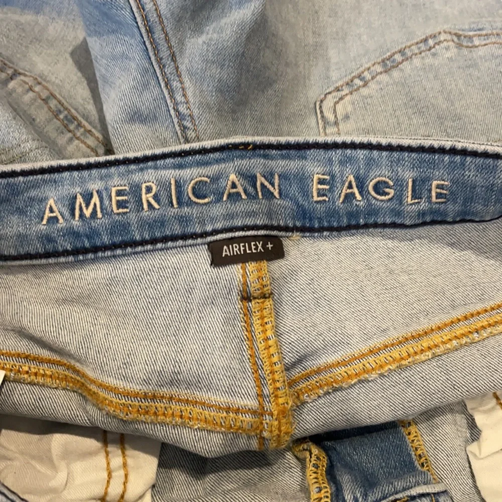 American Eagle Outfitters Athletic Airflex+ Light Wash 31x30